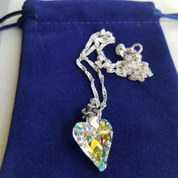 Swarovski Elements 925 Sterling Silver Aurora Borealis Heart Necklace NWT - Picture 3 of 9